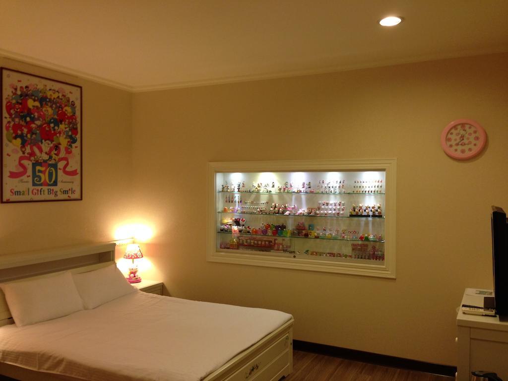 Doll House Lodge Heng-ch'un Habitación foto